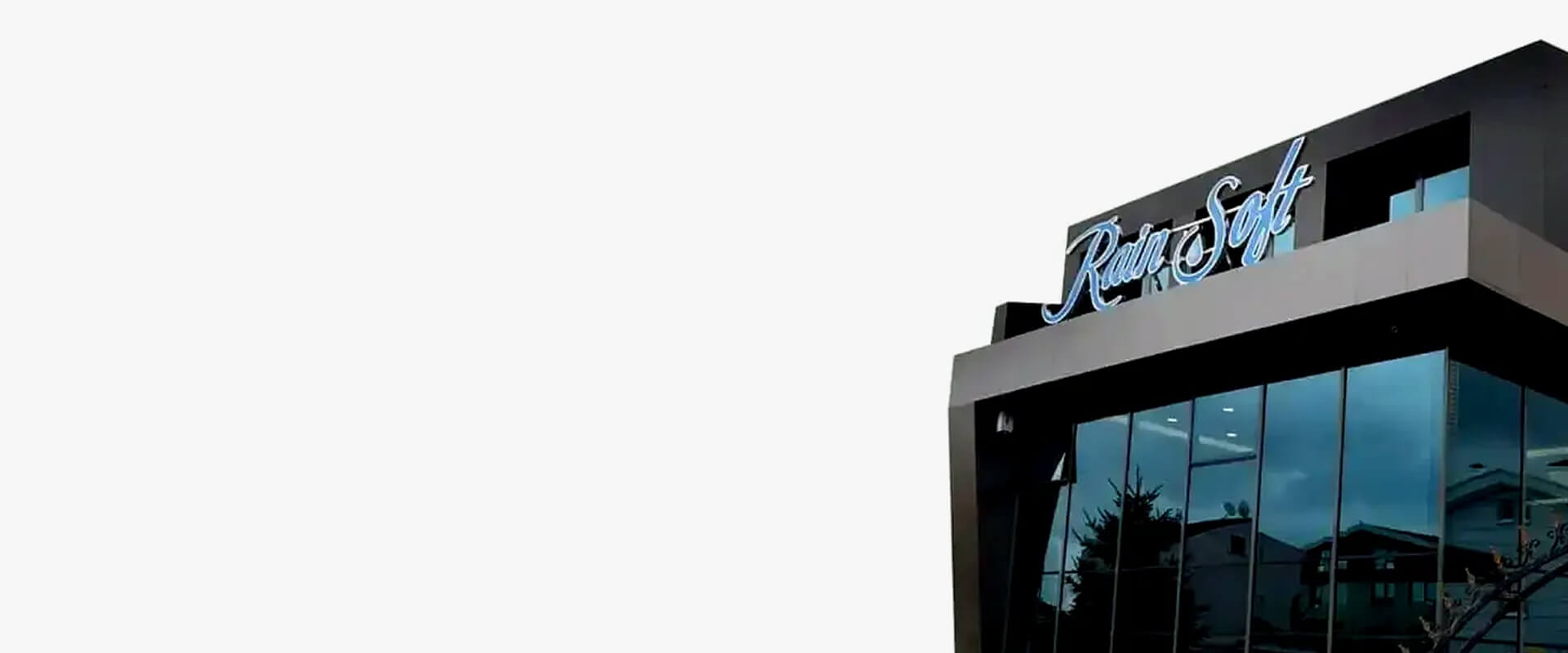 Dünyanın Ömür Boyu Garantili Tek <h1>Su Arıtma Sistemi,</h1> 1953’ten bugüne, Tam 72 yıldır... Orjinal Amerikan Ürünü